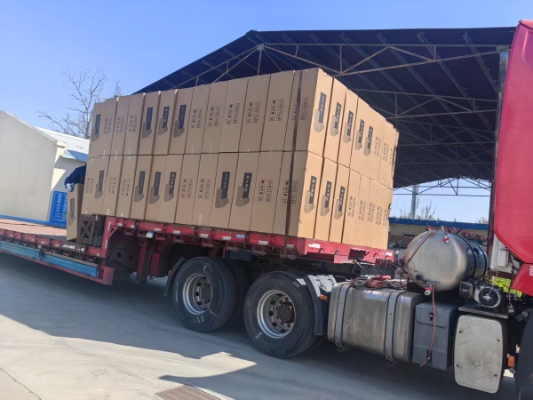 除塵濾筒發(fā)貨—新鄉(xiāng)北方濾器有限公司